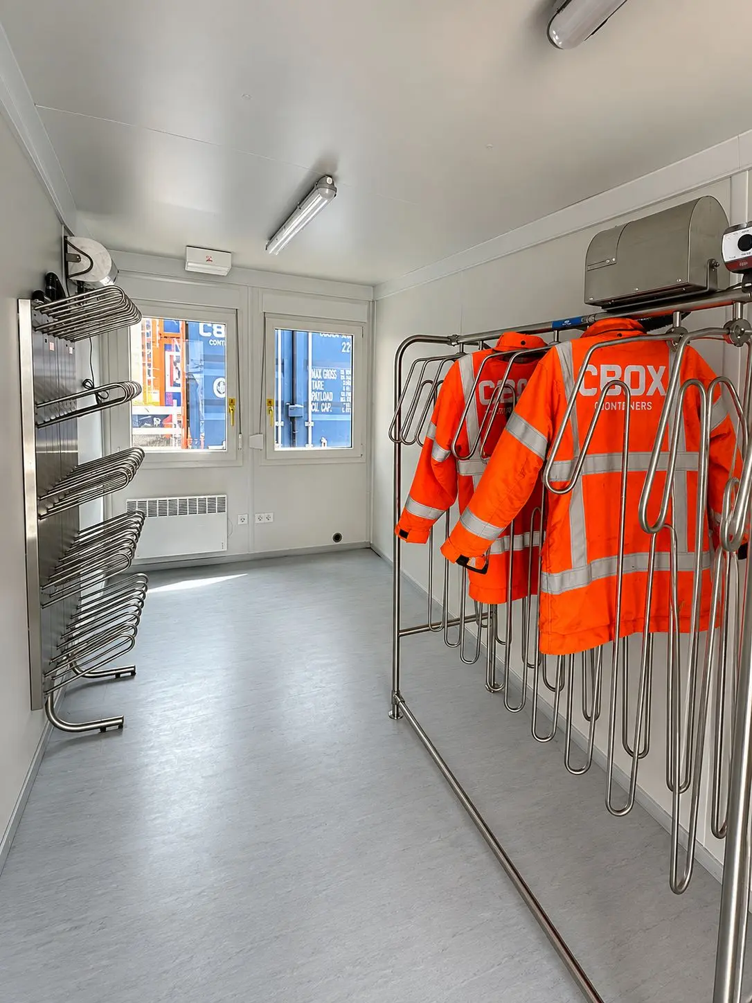 Pronomar system and drying equipment inside the container