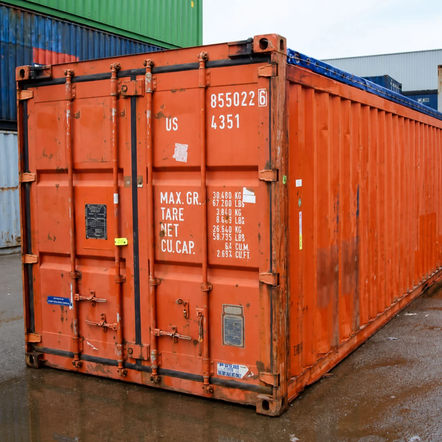 Storage containers